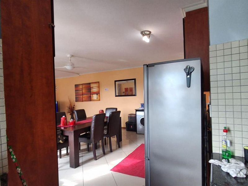 Apartment For Sale in Margate, KwaZulu Natal - Photo 5
