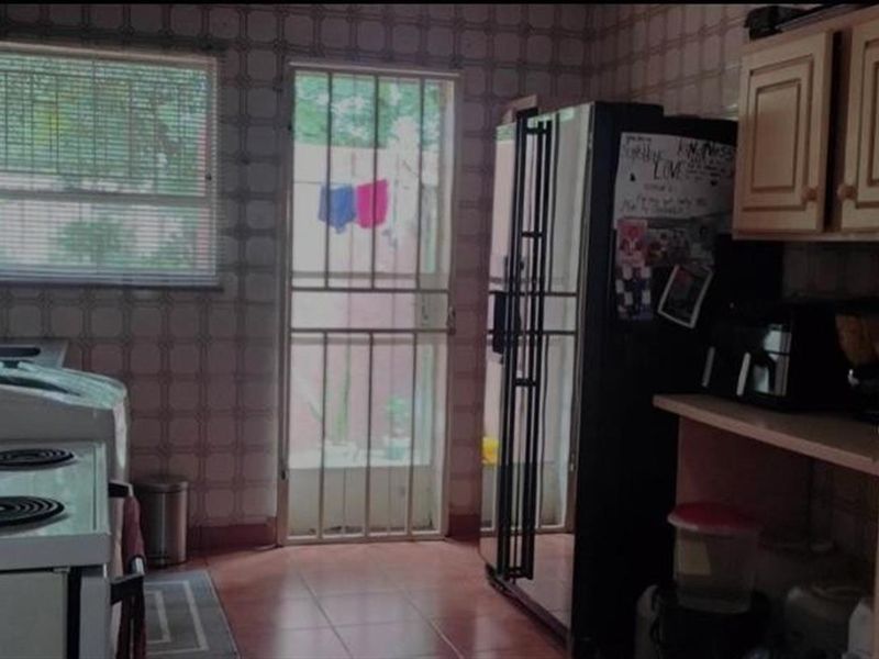 House For Sale in Witbank Ext 10, Witbank - Photo 5