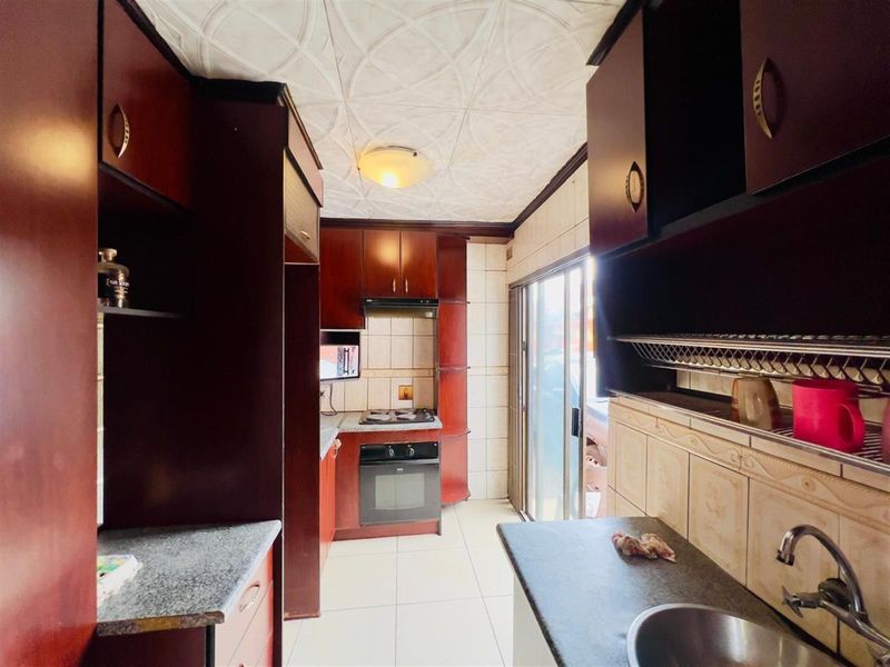 House For Sale in Phiri, Soweto - Photo 6