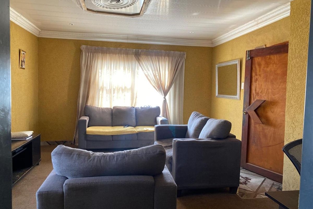 House For Sale in Geluksdal, Brakpan - Photo 4