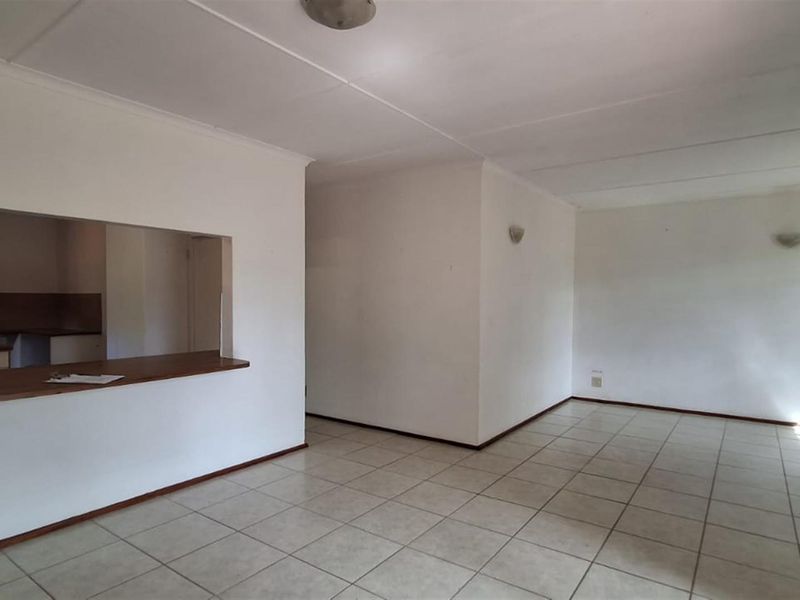 Townhouse For Sale In Banners Rest, Port Edward - Photo 2