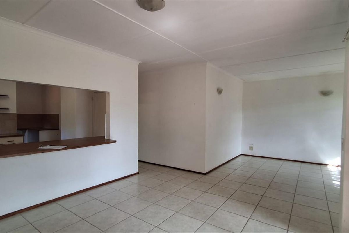 Townhouse For Sale In Banners Rest, Port Edward - Photo 2