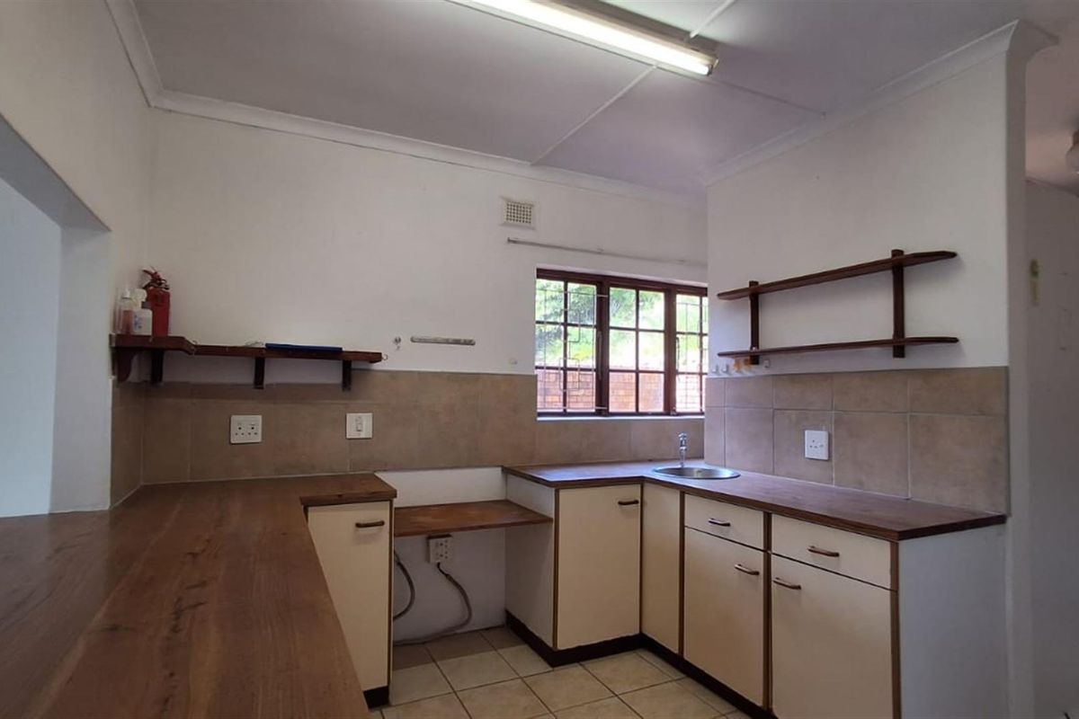 Townhouse For Sale In Banners Rest, Port Edward - Photo 4