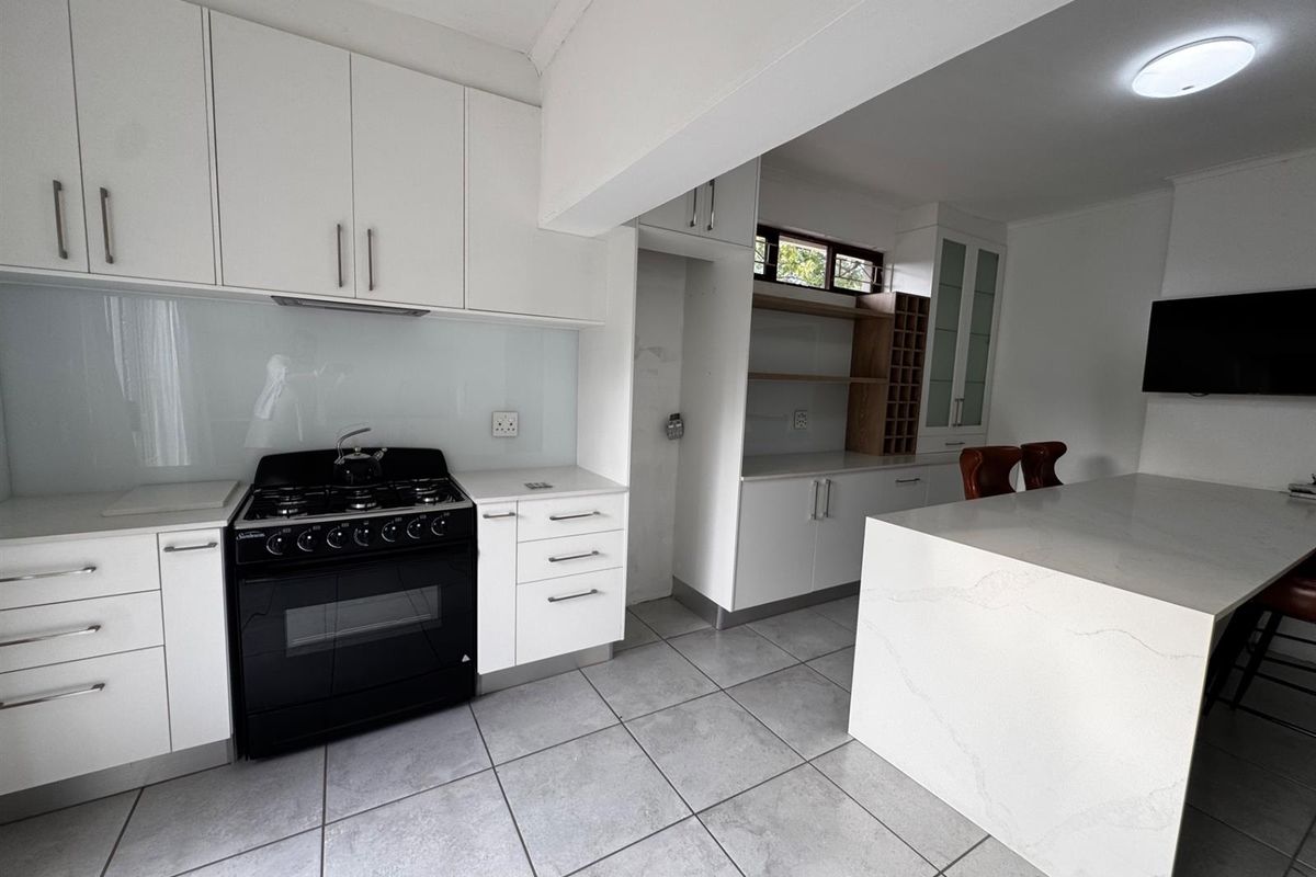 House To Rent in Denneburg, Paarl - Photo 4