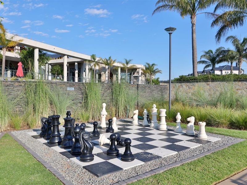 3 Bedroom Furnished Garden Apartment at Prestigious Polofields Waterfall - Photo 7