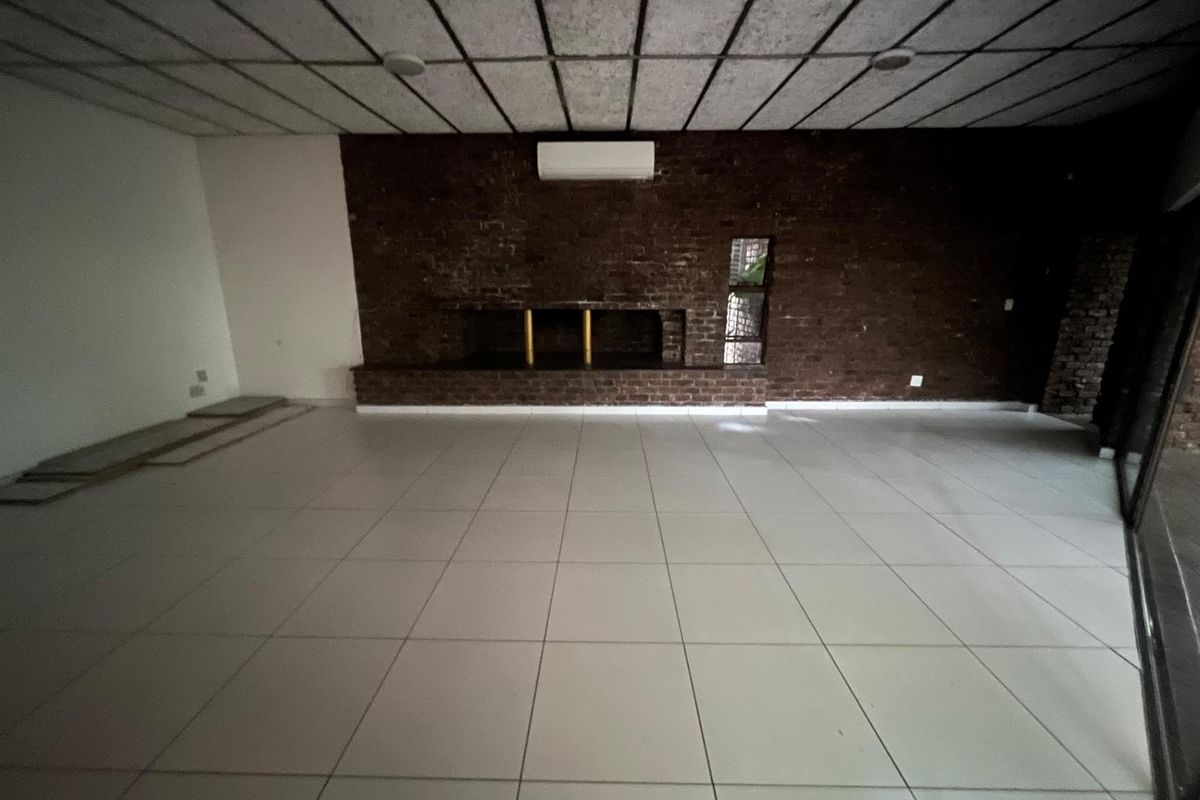 House For Sale in Dundee, KwaZulu Natal - Photo 4