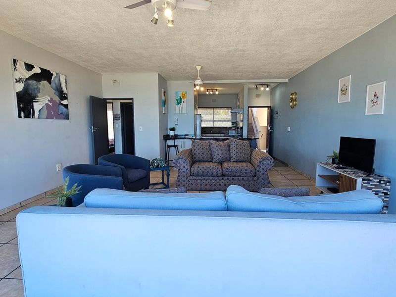 Modern Apartment with Spectacular Sea Views! - Photo 7