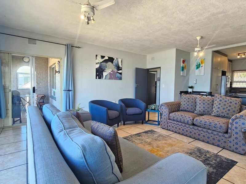 Modern Apartment with Spectacular Sea Views! - Photo 3