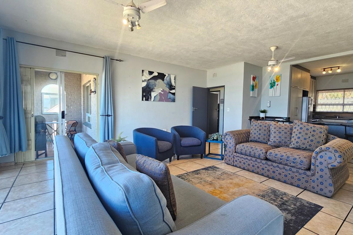 Modern Apartment with Spectacular Sea Views! - Photo 3