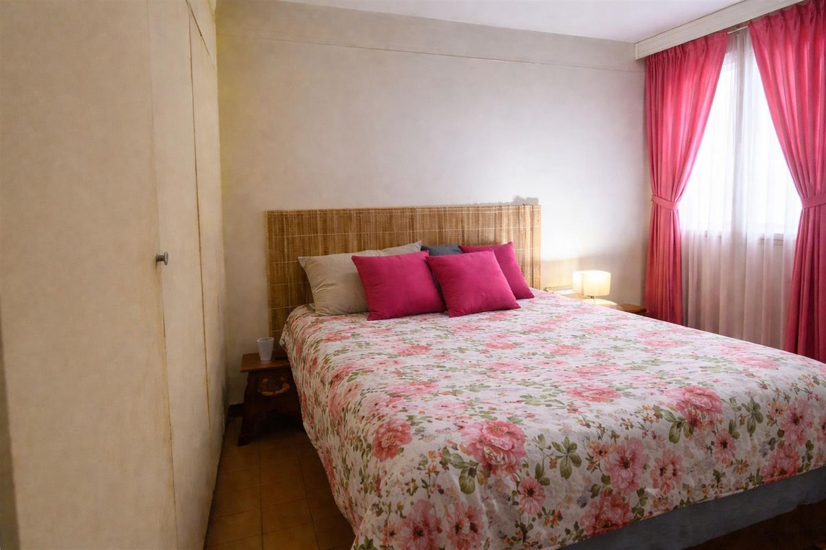 A SOUGHT-AFTER SUNNYSIDE INVESTMENT UNIT - Photo 2