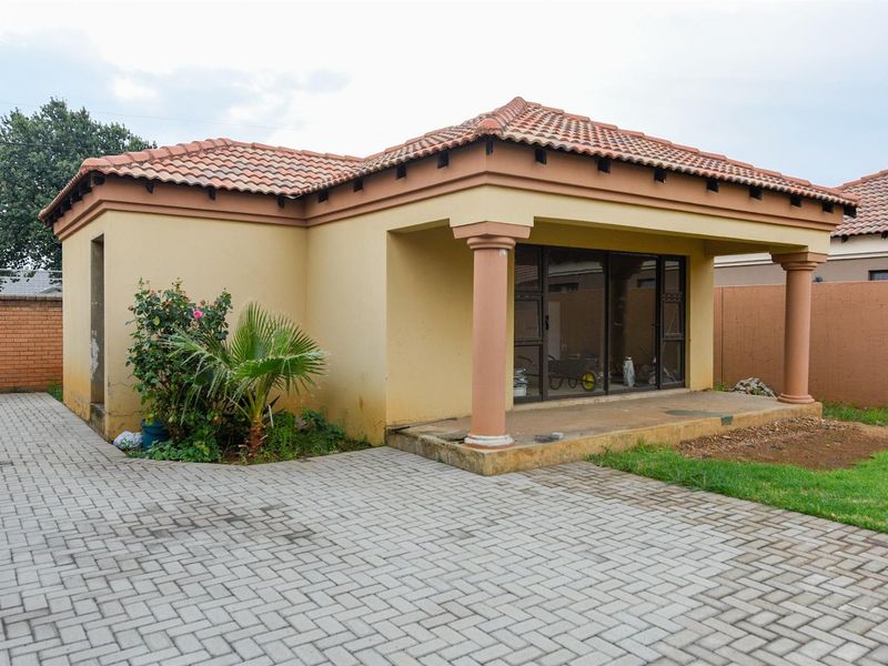 House For Sale in Vanderbijlpark Gauteng - Photo 5