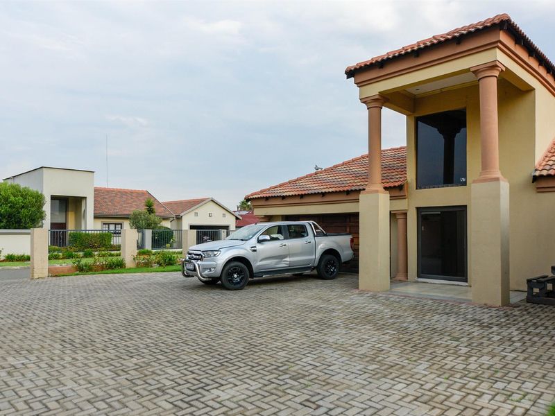 House For Sale in Vanderbijlpark Gauteng - Photo 8