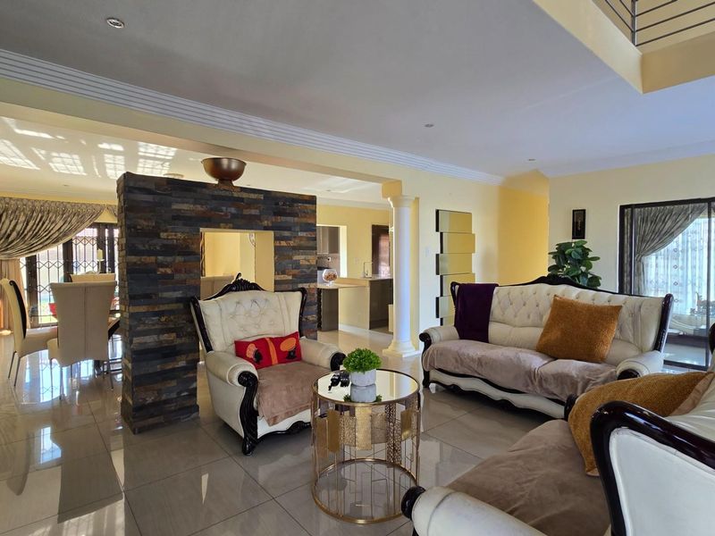 Modern double-storey home with striking design, space and effortless flow - Photo 8