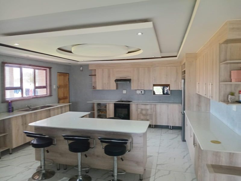 House For Sale in Ha Magau, Louis Trichardt Rural - Photo 2