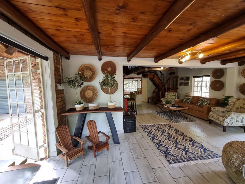 Where Luxury Meets the Wild - A Once-in-a-Lifetime Marloth Park Sanctuary - Photo 10