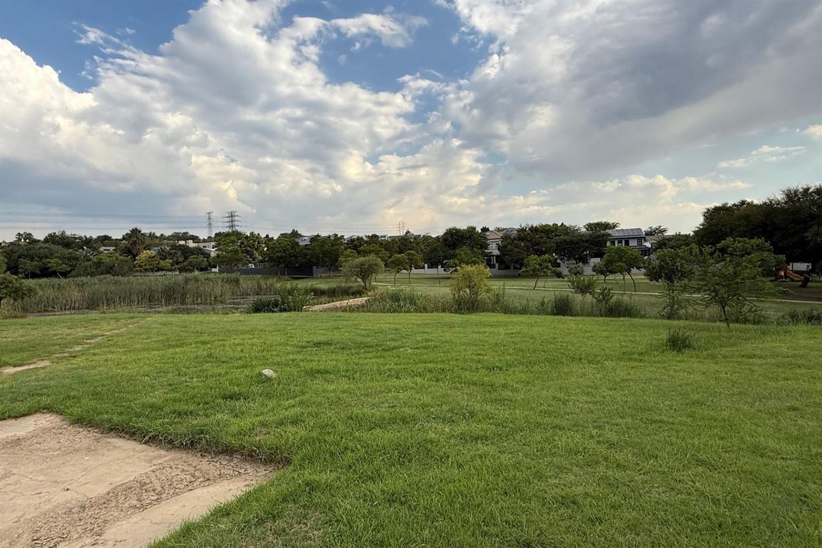 A Rare Opportunity - Prime Land for Sale in Cedar Creek Estate - Photo 5