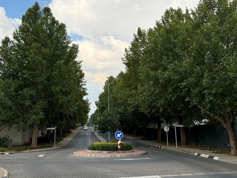 A Rare Opportunity - Prime Land for Sale in Cedar Creek Estate - Photo 2