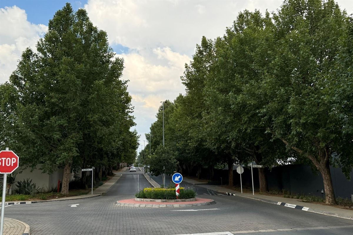 A Rare Opportunity - Prime Land for Sale in Cedar Creek Estate - Photo 2