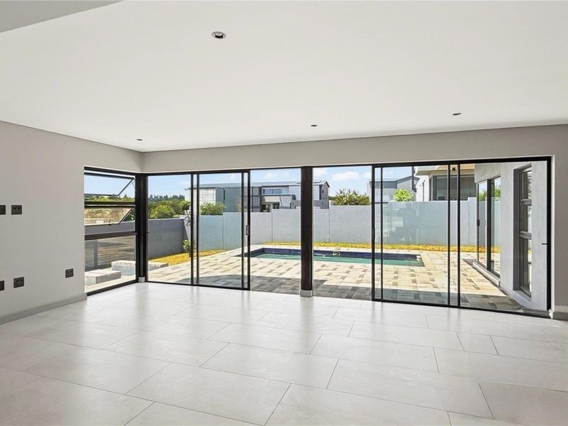 Newly Built Family Home in Helderfontein Estate - Photo 4