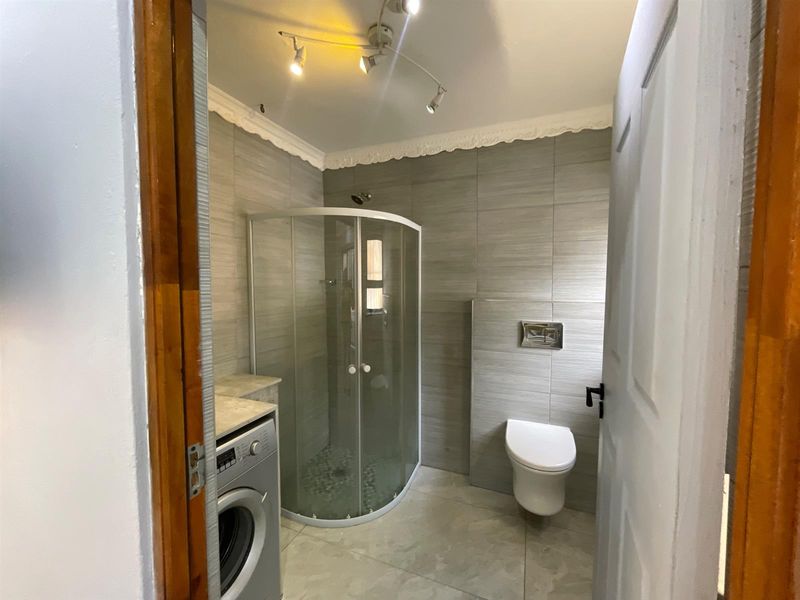 1 Bedroom Apartment To Rent in Bryanston, Sandton - Photo 7