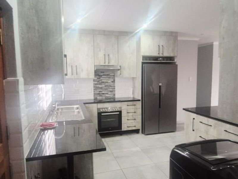 House To Rent in Hexrivier Lifestyle Estate, Waterkloof AH, Rustenburg, North West - Photo 7