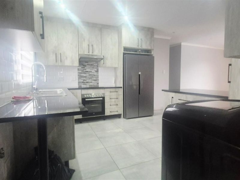 House To Rent in Hexrivier Lifestyle Estate, Waterkloof AH, Rustenburg, North West - Photo 3