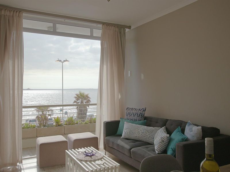 Apartment For Sale in Lagoon Beach, Milnerton - Photo 3