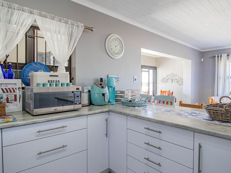 A Peaceful, Cozy Charm with an affordable Price Tag! - Photo 6