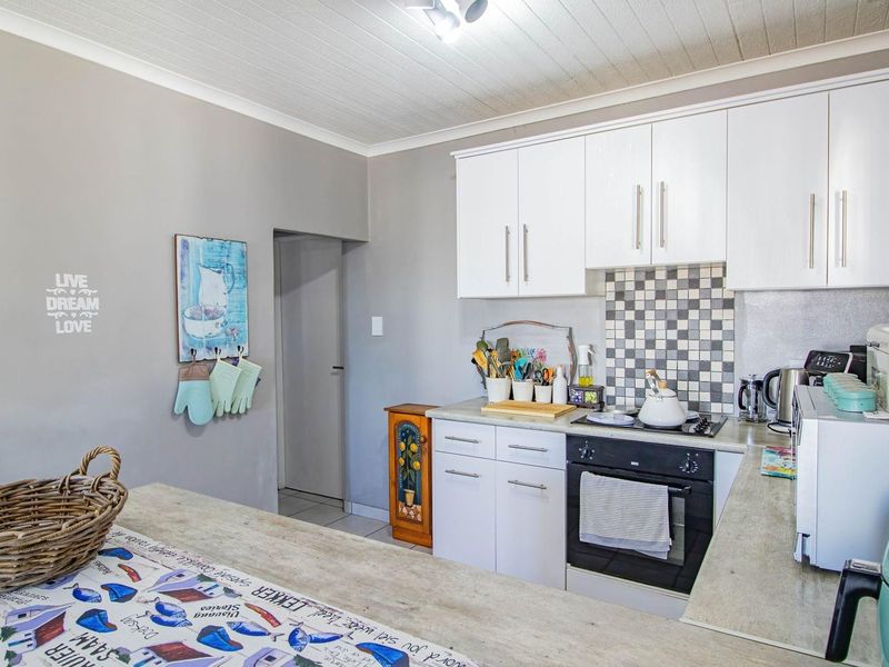 A Peaceful, Cozy Charm with an affordable Price Tag! - Photo 7