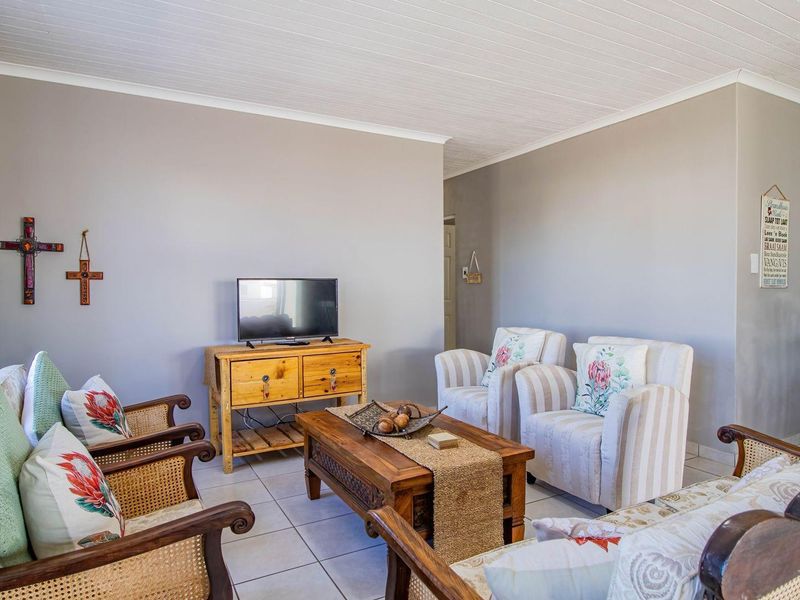 A Peaceful, Cozy Charm with an affordable Price Tag! - Photo 10