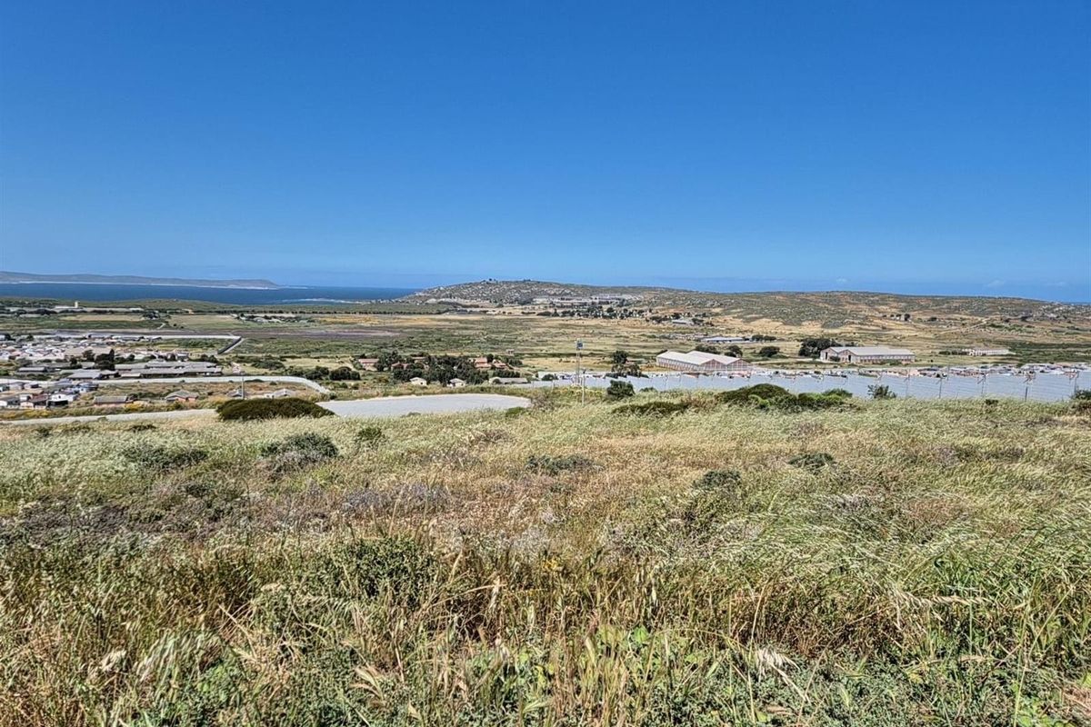 Prime 653m2 Stand with Stunning Bay Views in Hoogland Mountain Estate, Saldanha - Photo 2