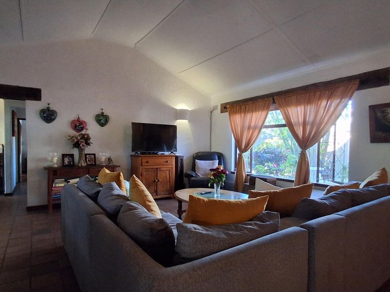 Coastal Family Living Just Steps From The Beach - Photo 5