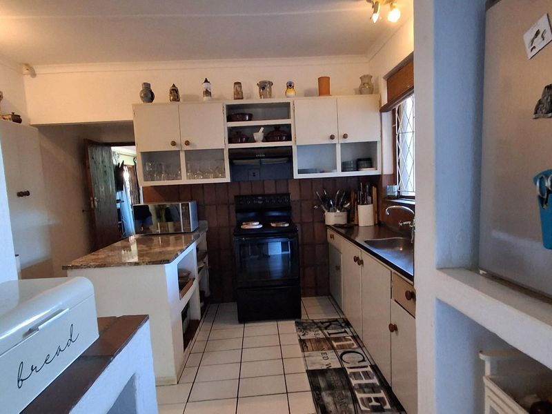 Coastal Family Living Just Steps From The Beach - Photo 10