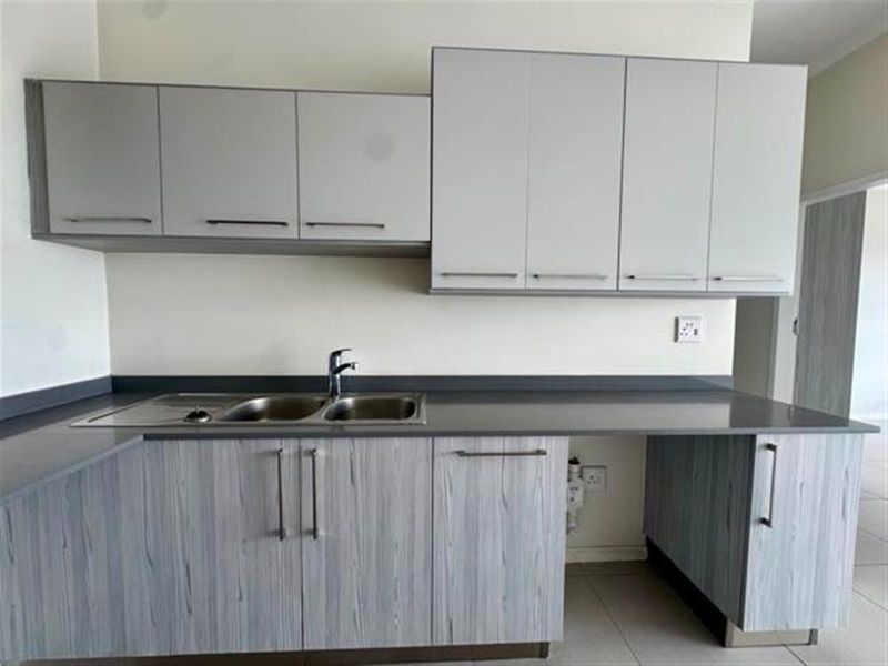 2 Bed,2 Bath apartment for rent in Carlswald - Photo 2