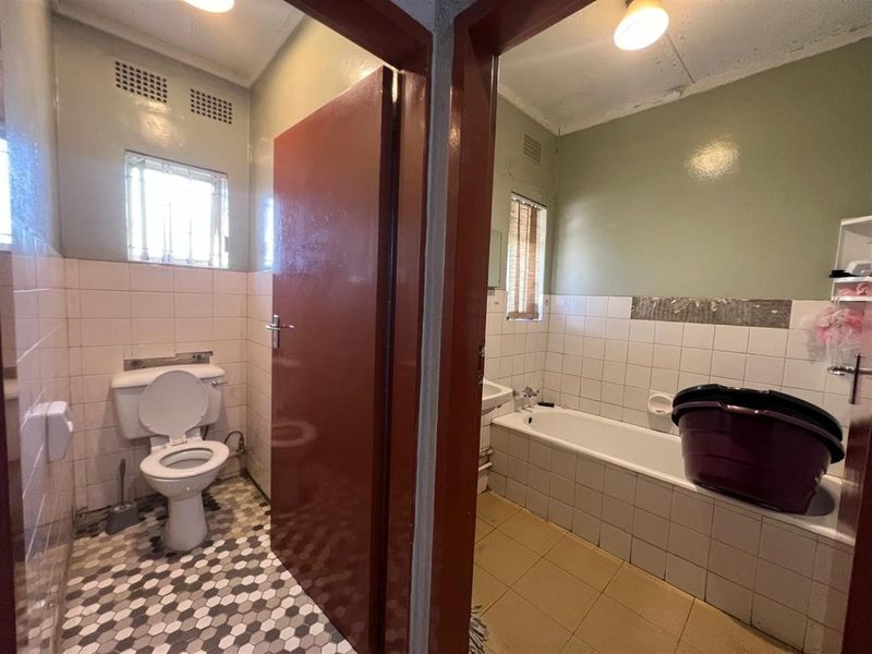 House For Sale in Vanderbijlpark SW 1, Vanderbijlpark SW, Vanderbijlpark - Photo 9