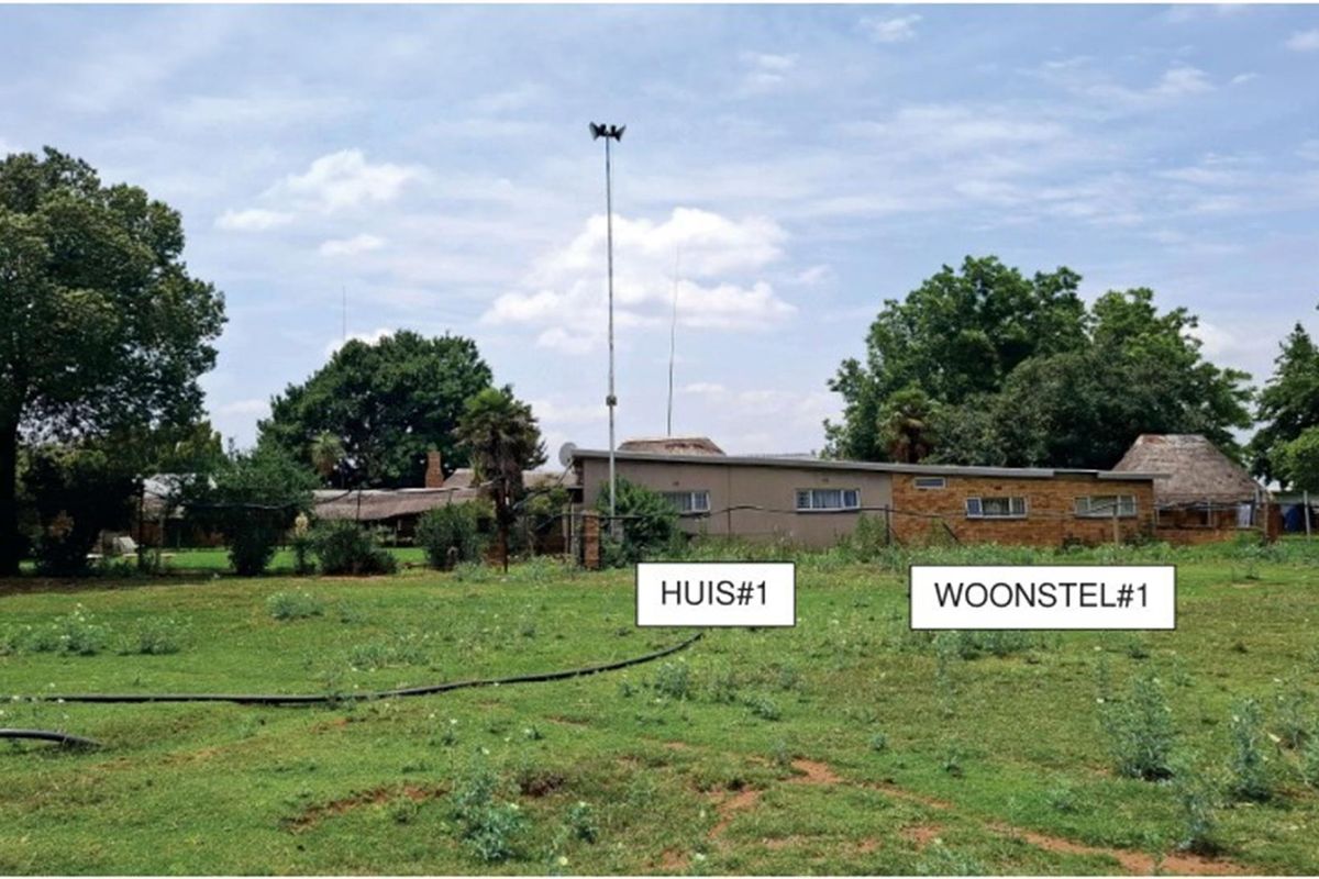 2 House Farm For Sale in Klerksdorp Rural, Klerksdorp, North West - Photo 2
