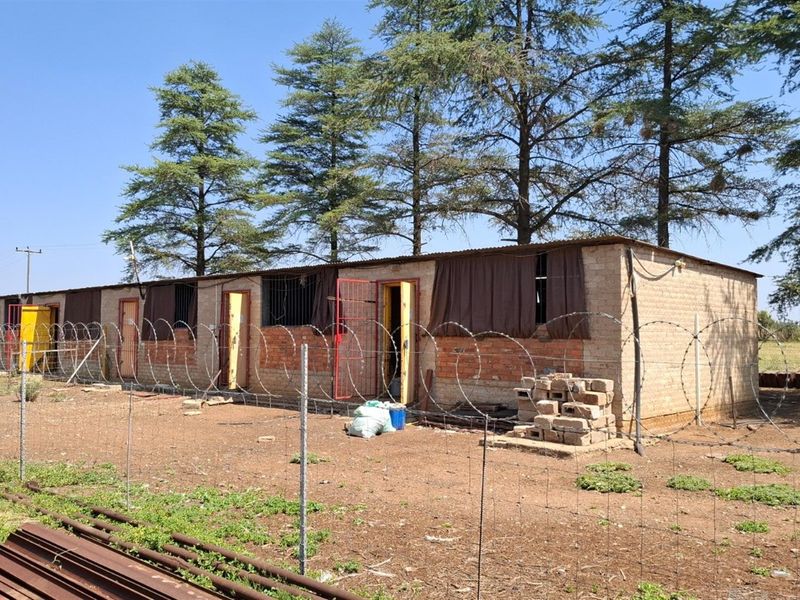 2 House Farm For Sale in Klerksdorp Rural, Klerksdorp, North West - Photo 7