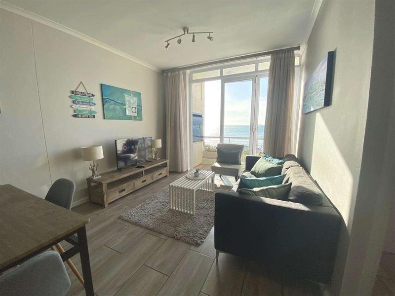 Apartment To Rent in Lagoon Beach, Milnerton - Photo 2