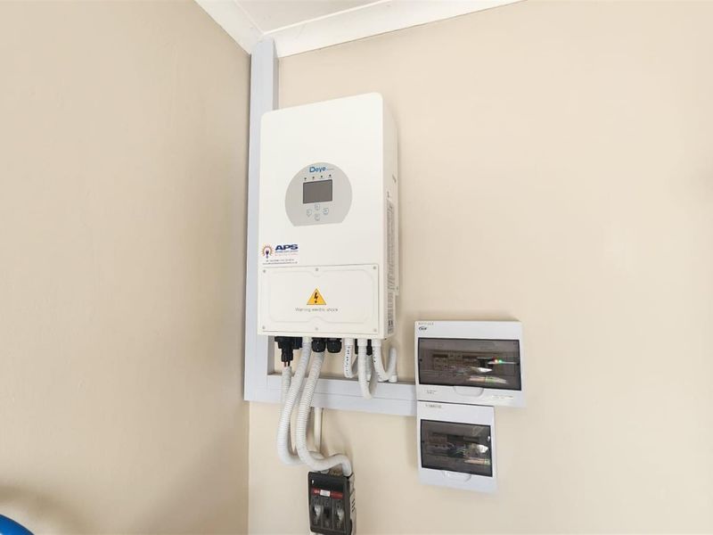 Elegant Family Living in the Heart of Rensburg, Heidelberg - Photo 7