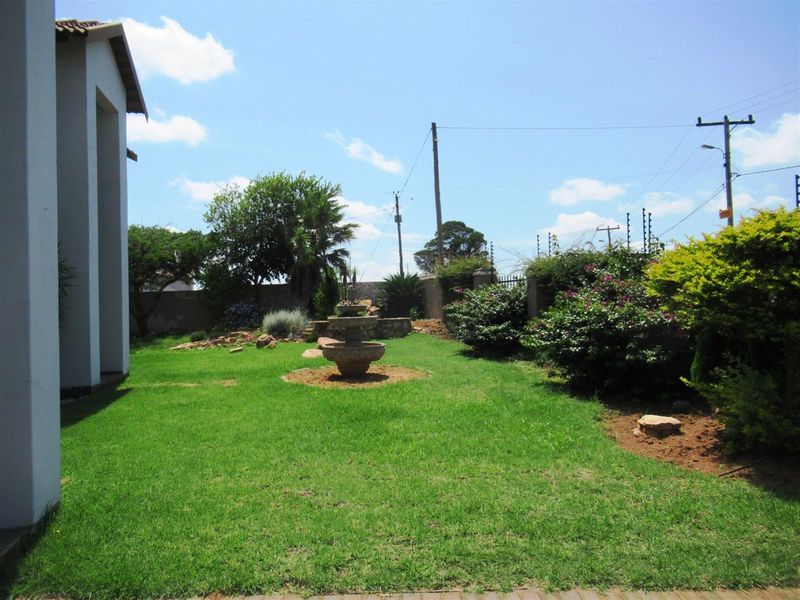 House For Sale in Bronkhorstbaai Dorp, Bronkhorstspruit - Photo 3