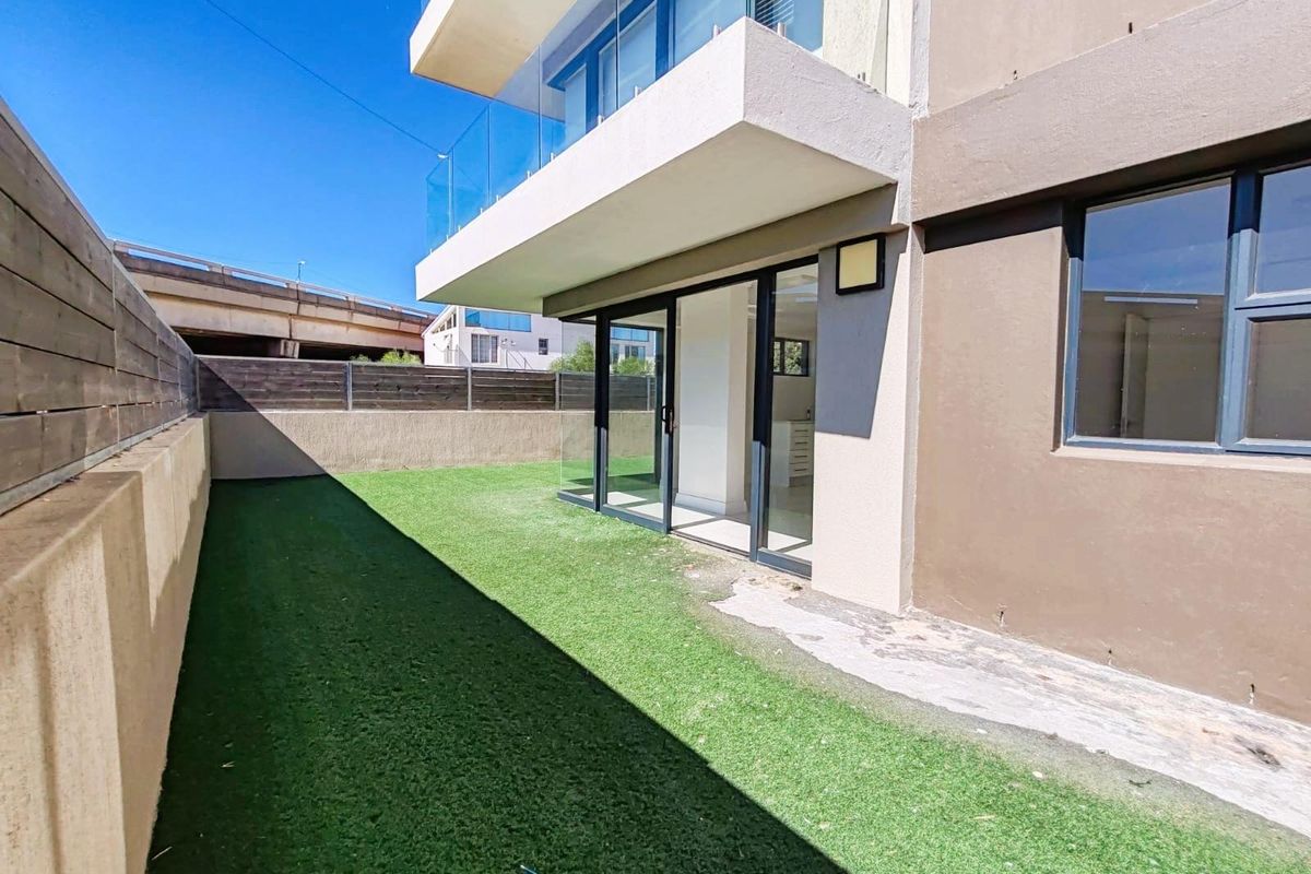 Apartments For Sale in Zonnebloem, Cape Town - Photo 3
