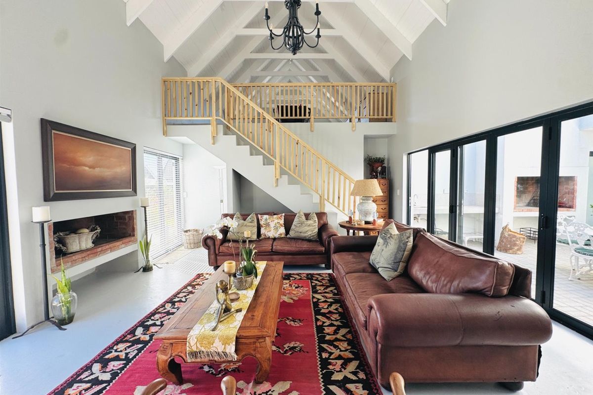 Quiet Coastal Elegance - A Calm Sanctuary with Ocean Views in Toothrock Estate, Jacobsbaai - Photo 3
