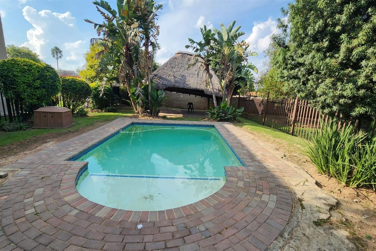 Apartment For Sale in Buccleuch Sandton - Photo 2