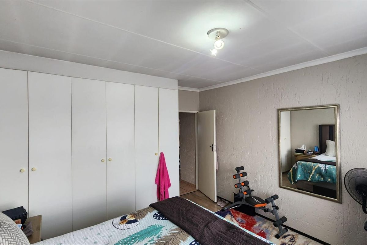 Apartment For Sale in Buccleuch Sandton - Photo 4