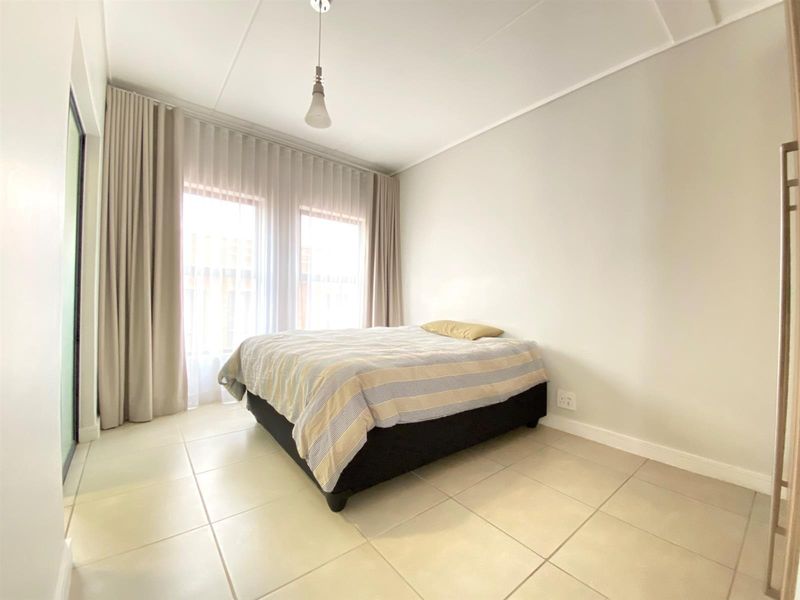 Apartment To Rent in Linbro Park, Sandton - Photo 6