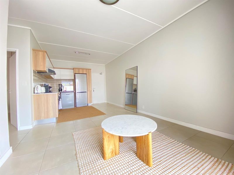 Apartment To Rent in Linbro Park, Sandton - Photo 3