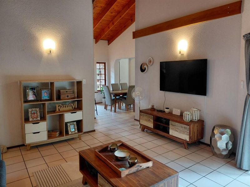 Charming cottage in the breathtakingly beautiful Mbabala Lodge - Photo 8