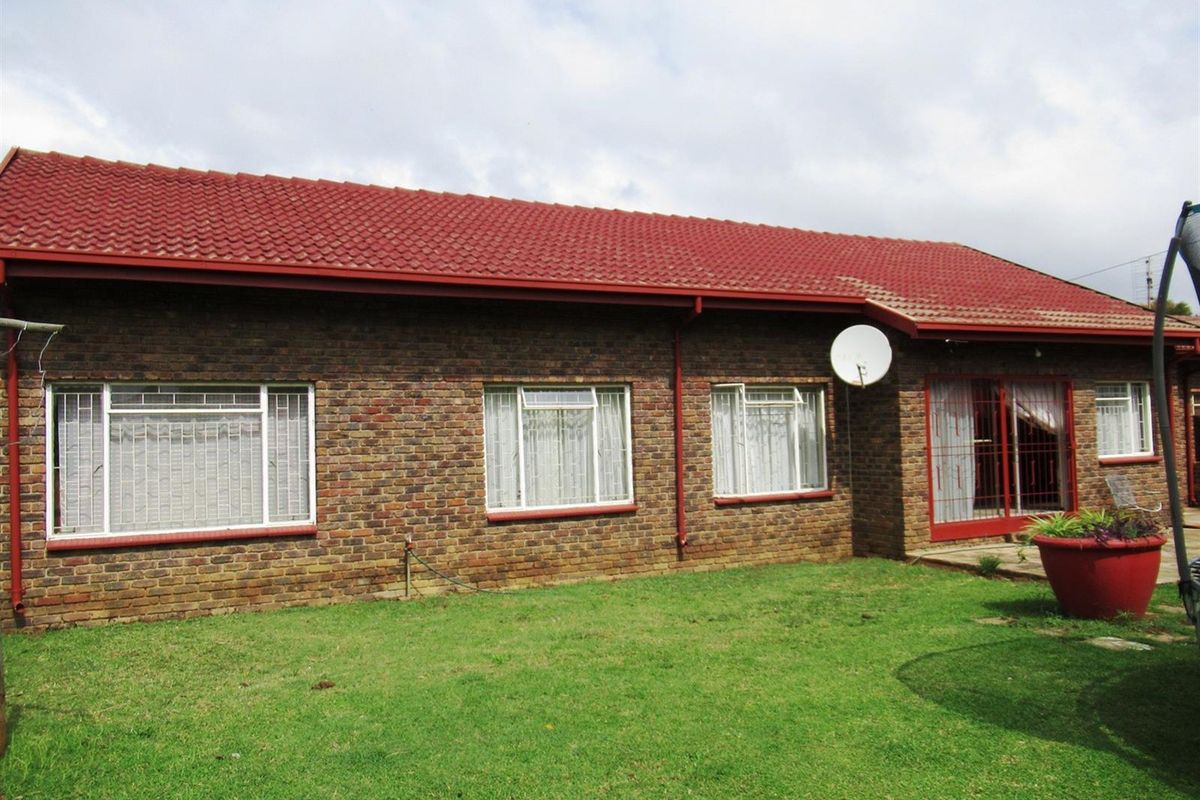 House For Sale in Bester, Bronkhorstspruit - Photo 4