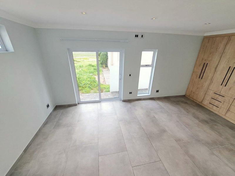 3 Bedroom House for Sale in Port Owen with a beautiful bird watch view. - Photo 10