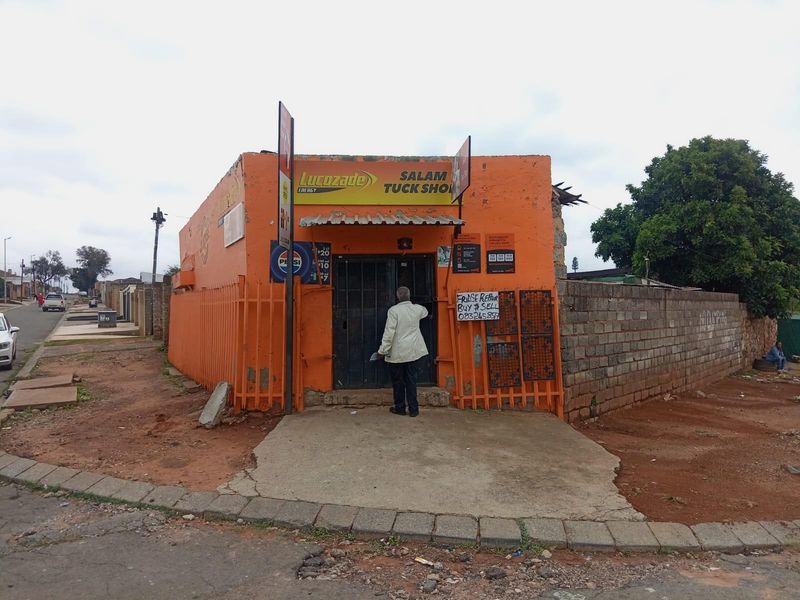 Stand For Sale in Orlando, Soweto - Photo 5